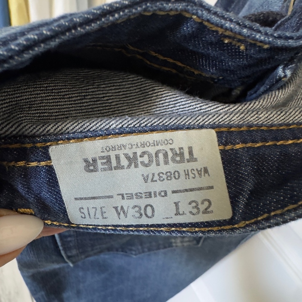 Diesel Trucker Distressed Jeans W30 L32 Dark Wash - Picture 7 of 7